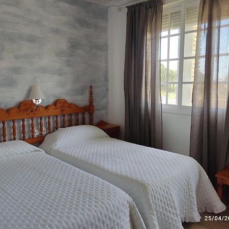 Hostal Quinto Pino Chipiona Exterior photo