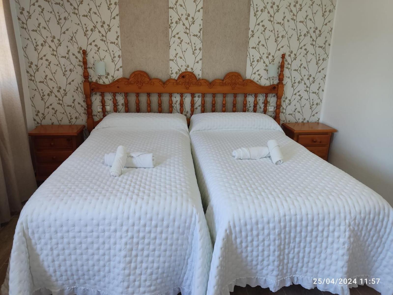Hostal Quinto Pino Chipiona Exterior photo
