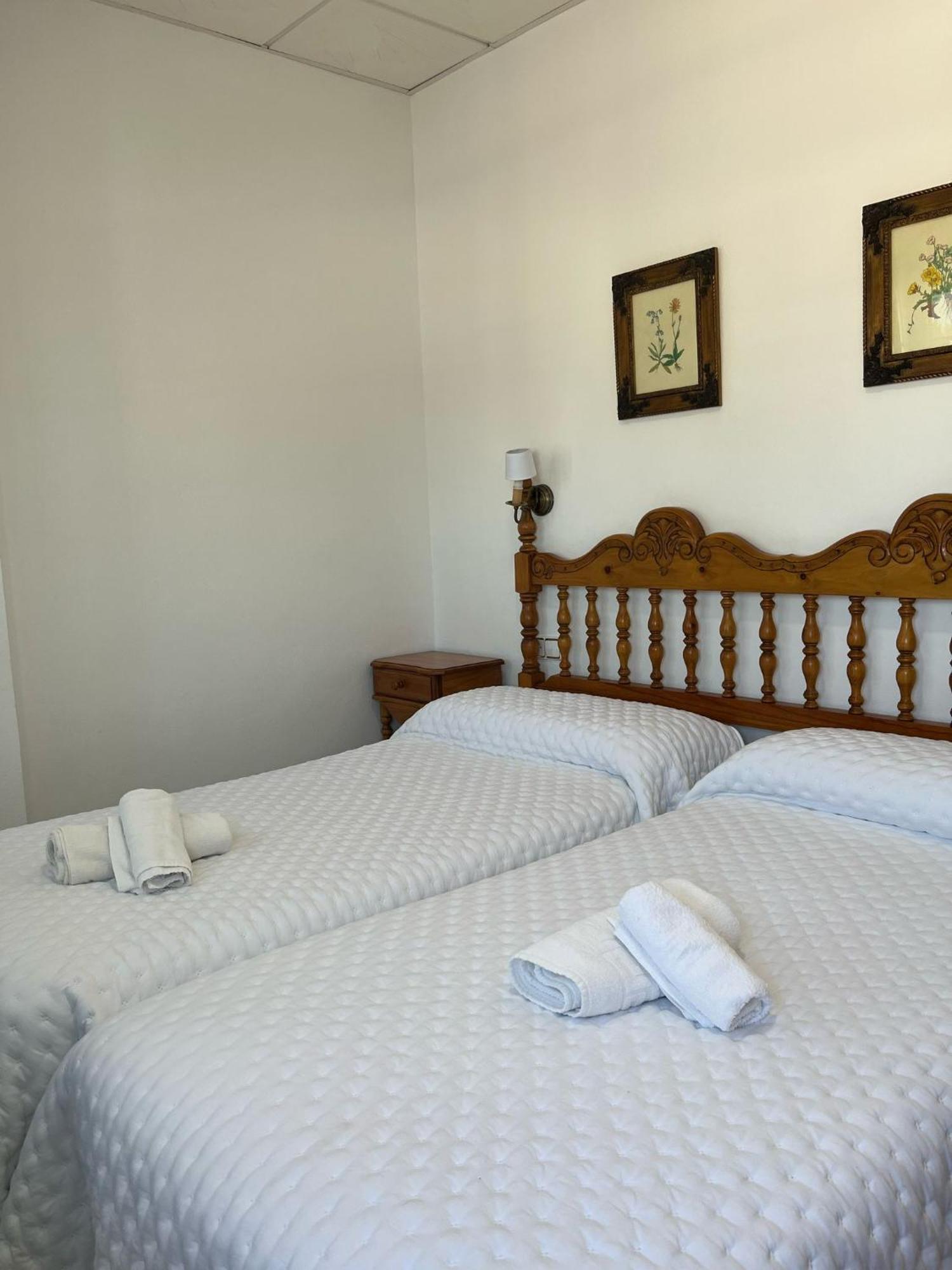 Hostal Quinto Pino Chipiona Exterior photo